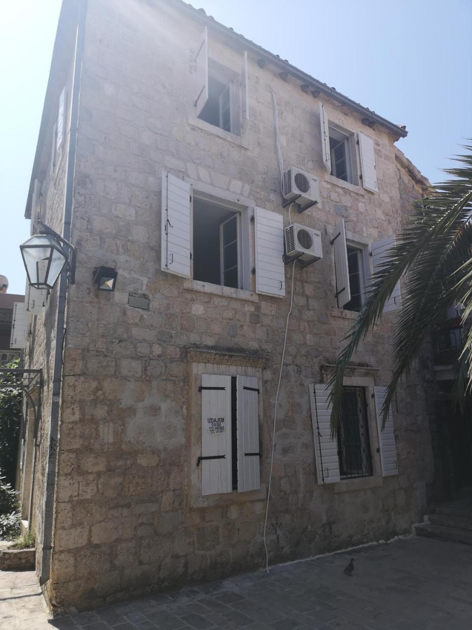 Hostel Michel Budva Exterior foto