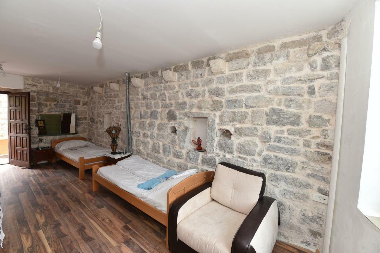Hostel Michel Budva Exterior foto