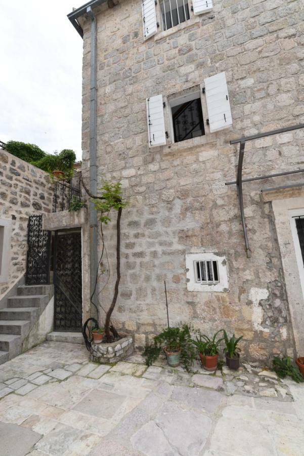 Hostel Michel Budva Exterior foto