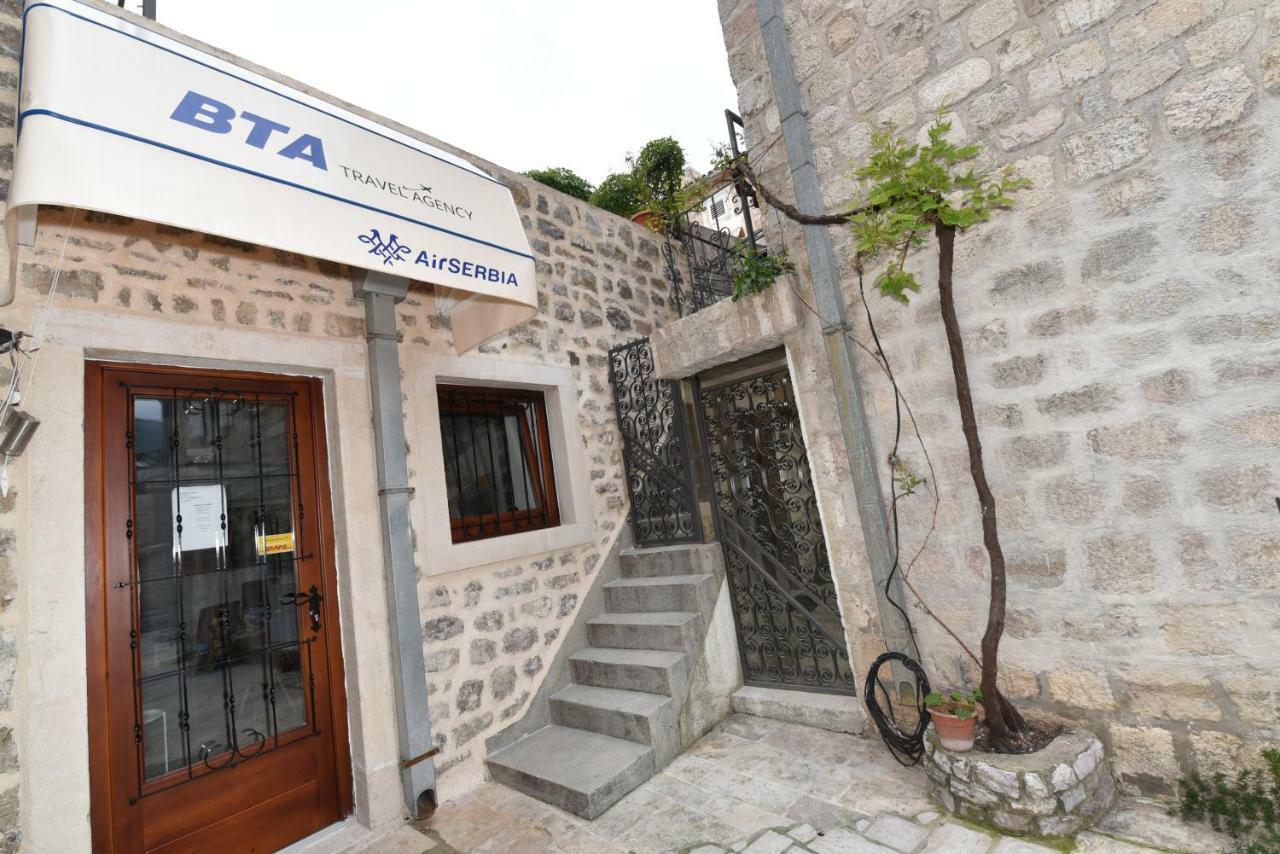 Hostel Michel Budva Exterior foto
