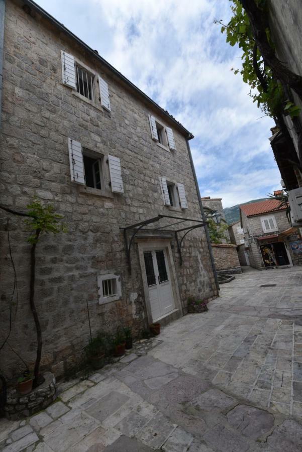 Hostel Michel Budva Exterior foto