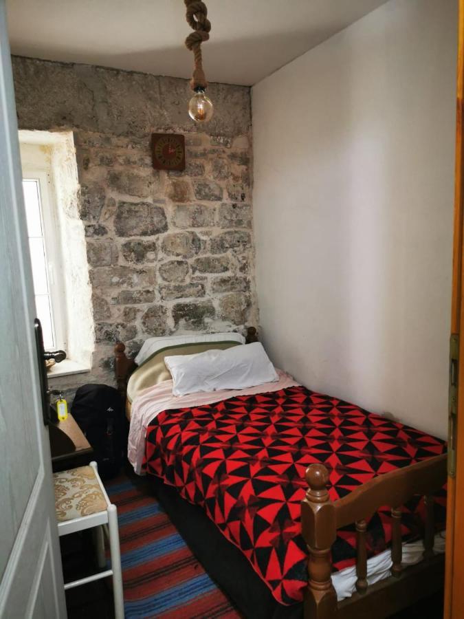 Hostel Michel Budva Exterior foto